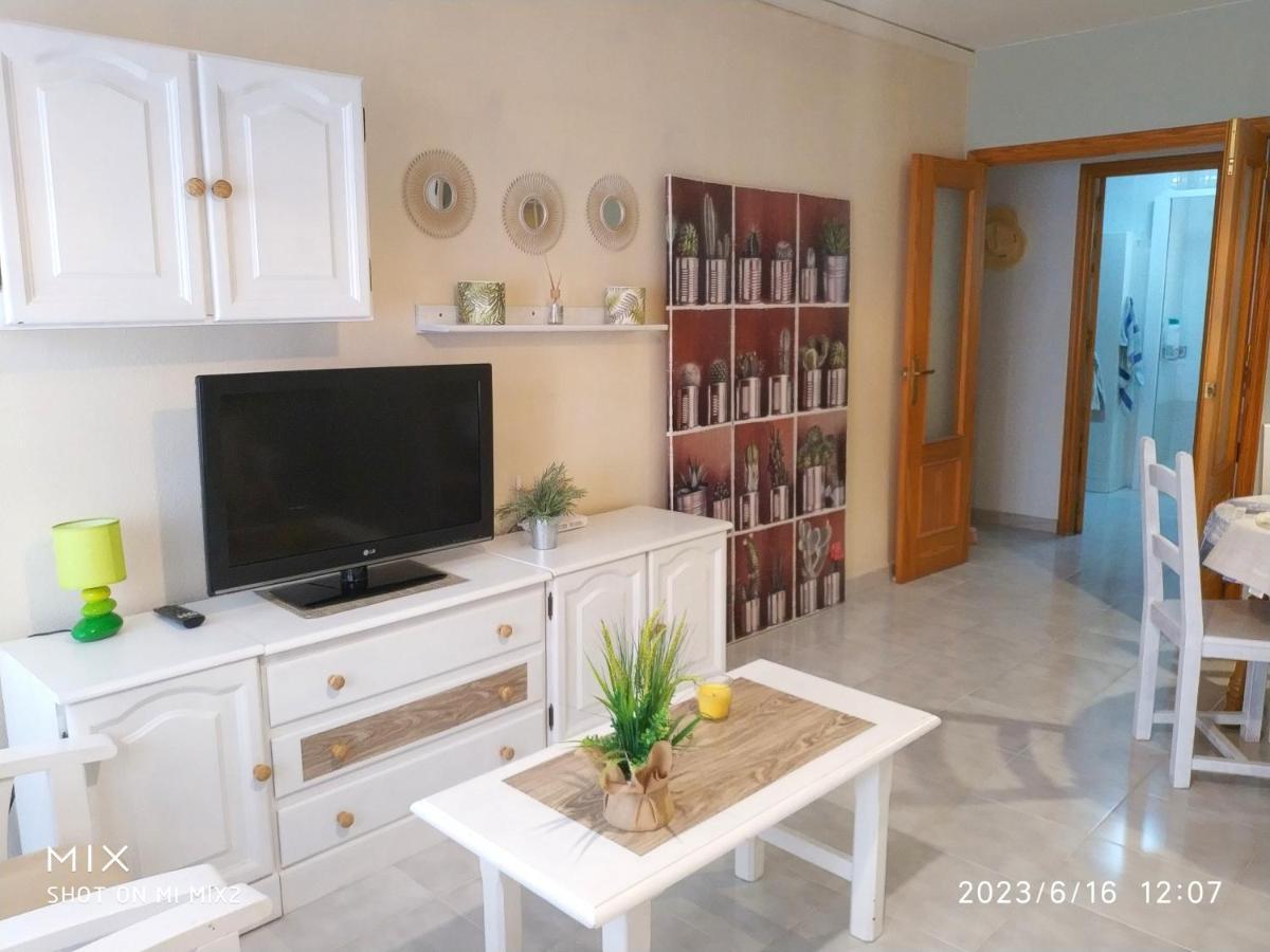 Pink Catia Coqueto Piso Playa Del Cura Apartment Torrevieja Exterior photo